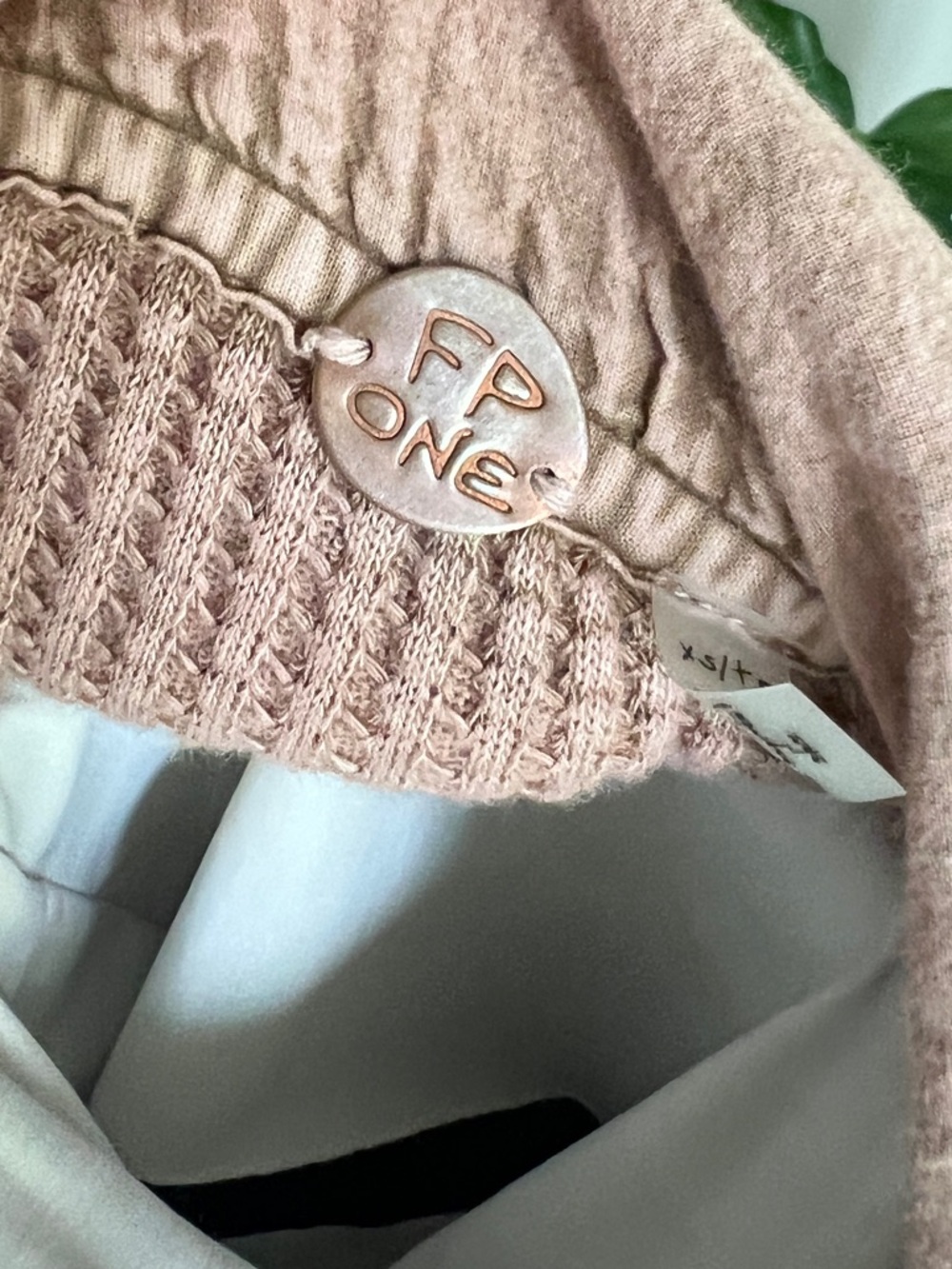 Free People Scout Bunny Dusty Rose Button-Up Waffle Knit Shacket Oversized XS - Picture 11 of 13